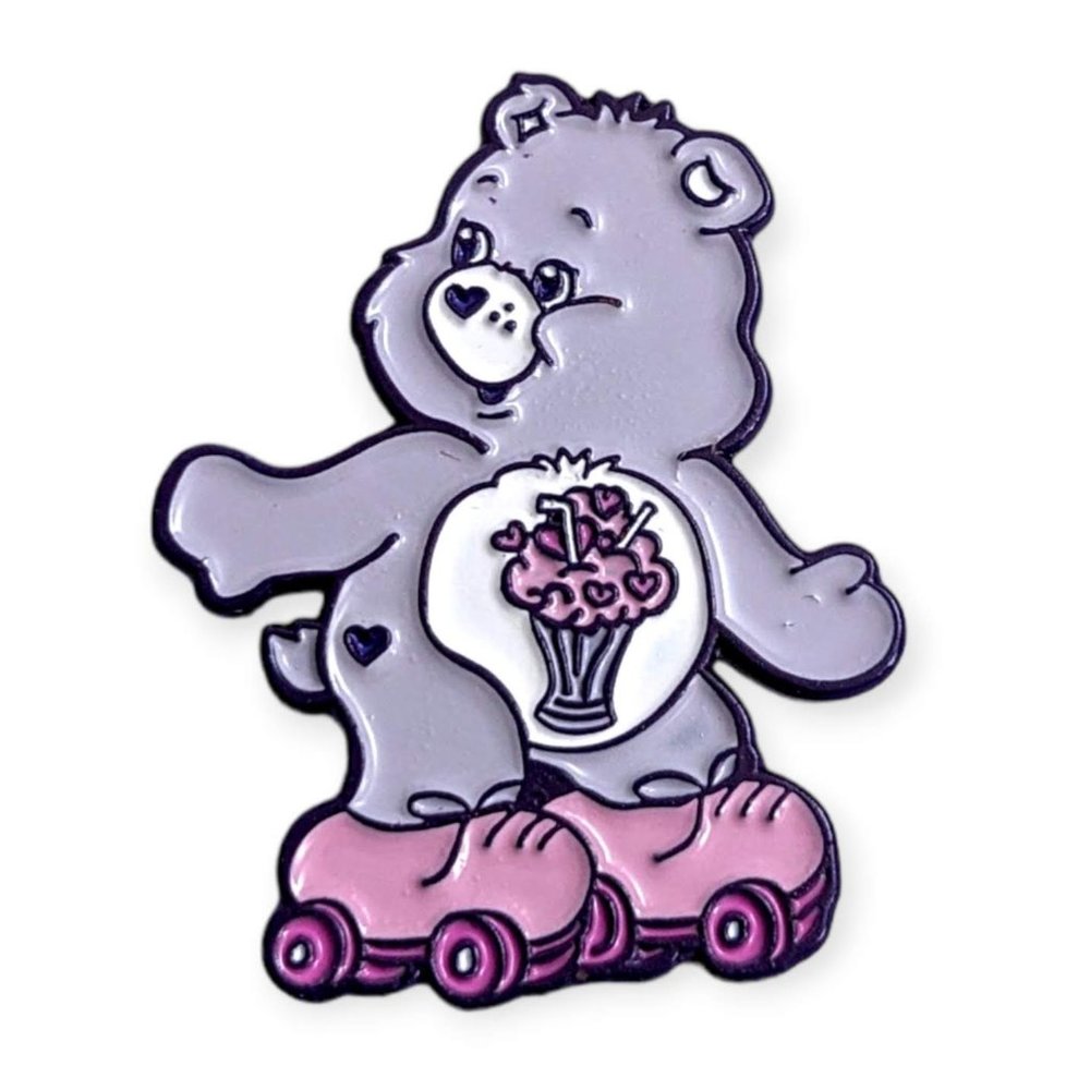 Care Bears Enamel Pin: Share Bear